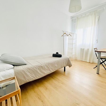 Piso Acogedor Y Tranquilo - Junto A Ifema Y Aerop. Apartment Madrid Exterior photo